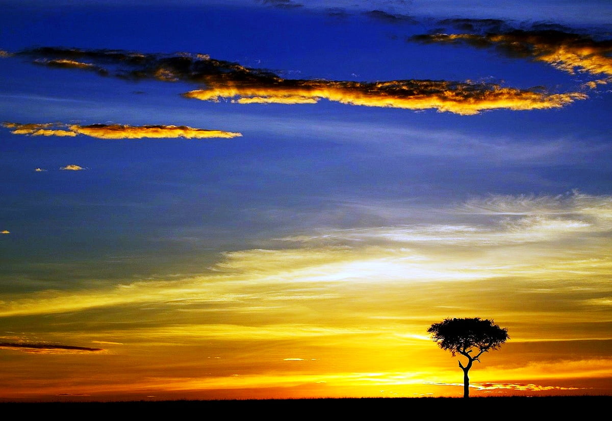 Nuvole nel cielo al tramonto (Africa) - sfondo