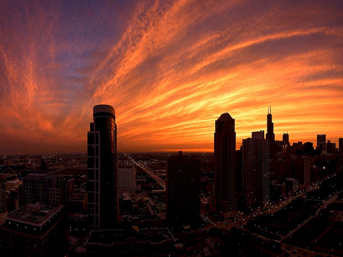 1600x1200 immagine di sfondo - città al tramonto