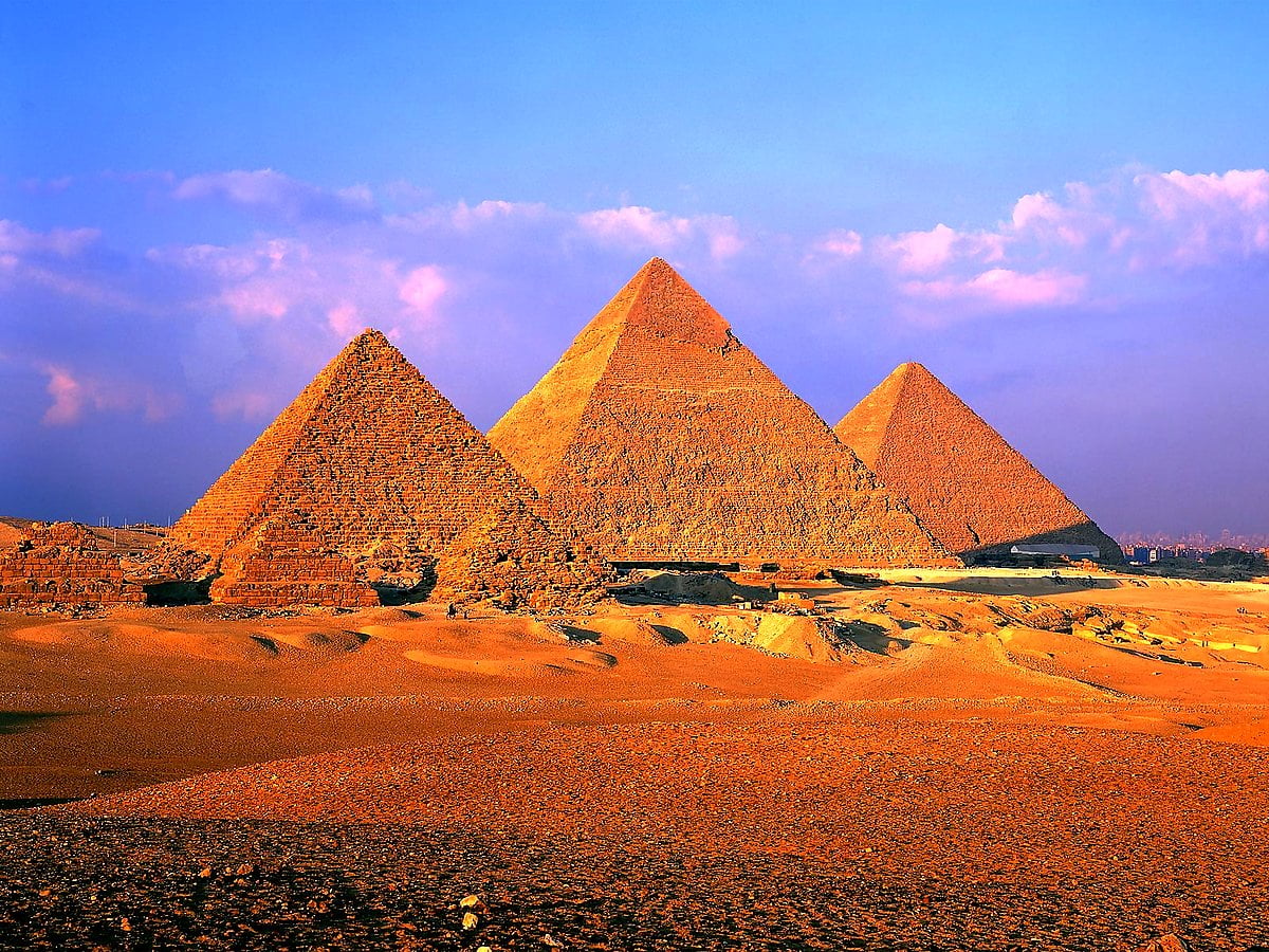 Casa e montagna (Le Piramidi di Giza, Giza, Egitto) — sfondi