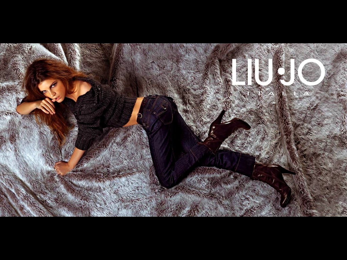 Giacca Invernale Liu Jo In Pelliccia Sintetica - Modello Warm Winter WF4223E0946, Colore Nero