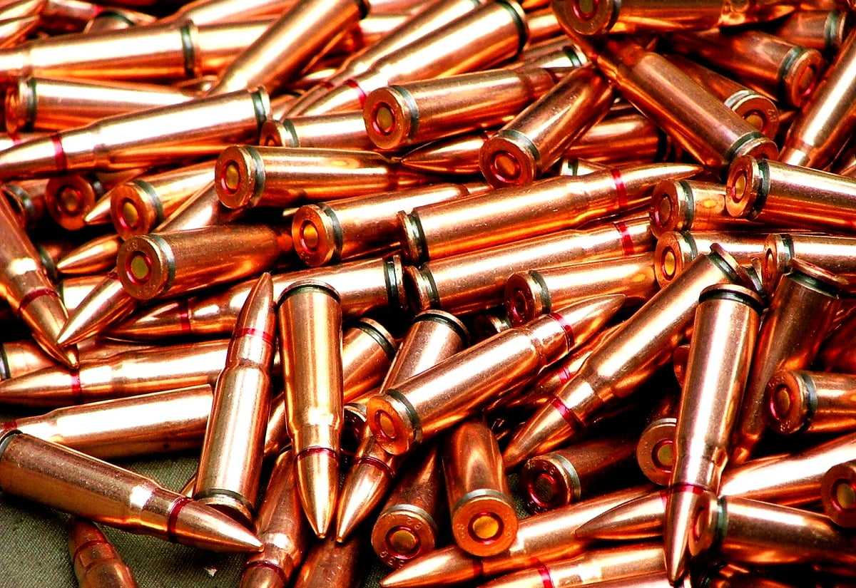 HD immagine di sfondo : arma, munizioni, di metallo, proiettile, musica
