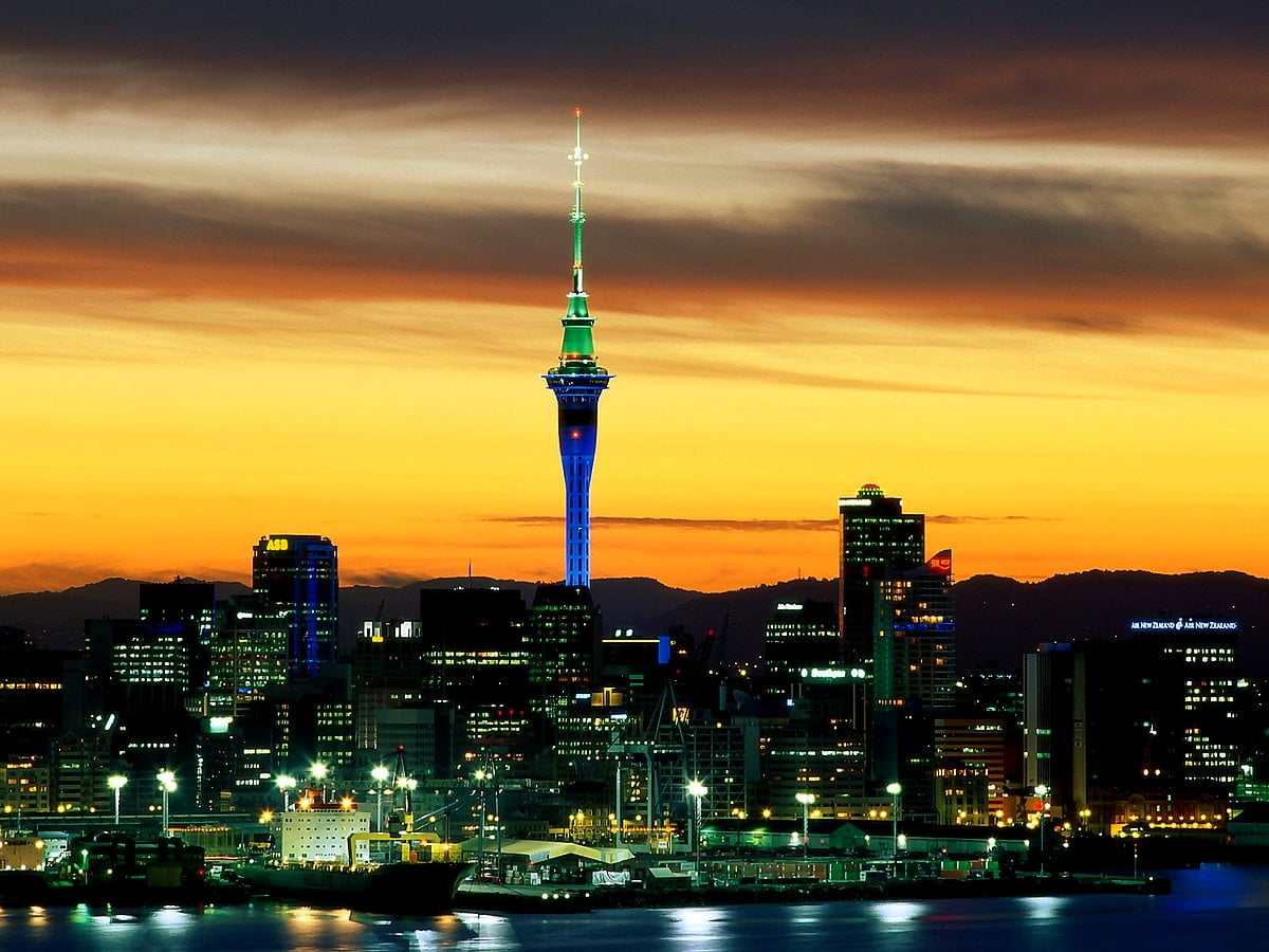 Città al tramonto (Nuova Zelanda) — foto di sfondo 1600x1200